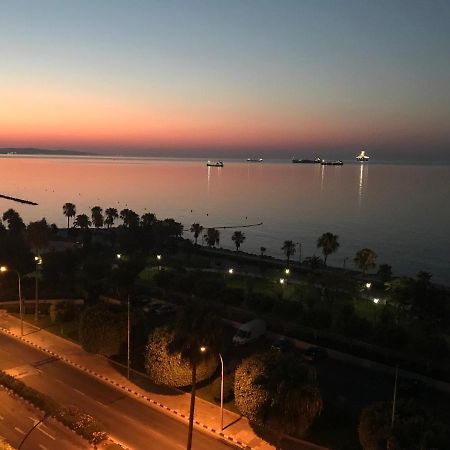 לימסול A City-Center Seaview Penthouse At Oceanic מראה חיצוני תמונה