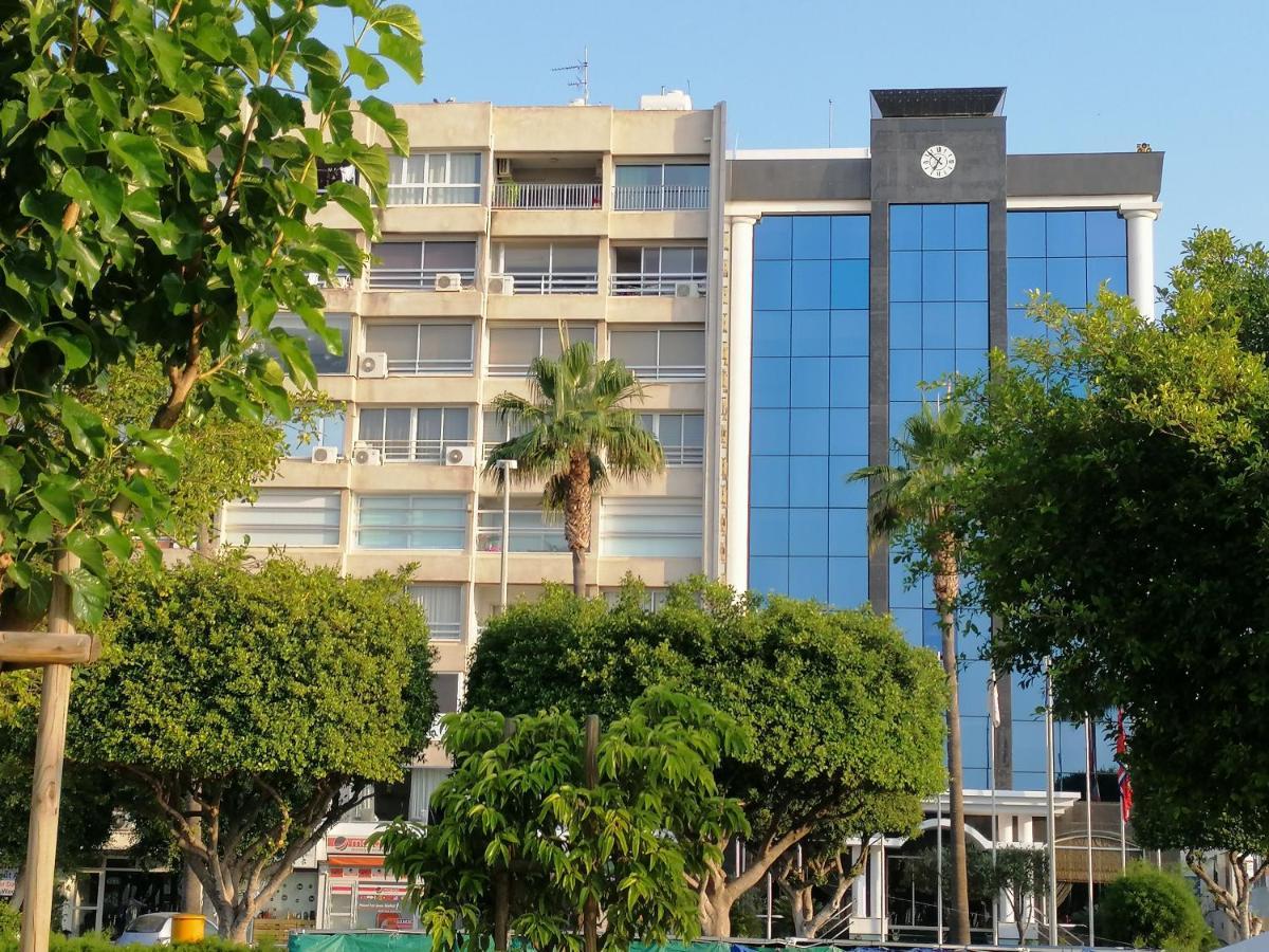 לימסול A City-Center Seaview Penthouse At Oceanic מראה חיצוני תמונה